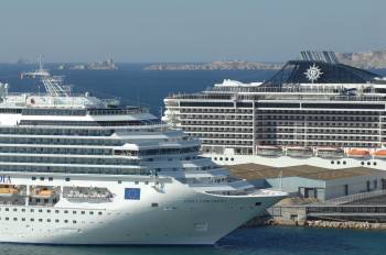 Croisières au départ de Marseille avec le port pour voyageurs
